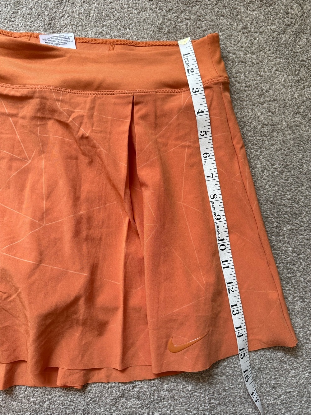 Women’s Nike Skirt | Size large | like new - Picture 7 of 7